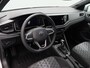 Volkswagen Polo R-Line Edition 1.0 TSI 95 PK | Panoramdak | Dodehoek Detectie | Stoelverwarming | Carplay |
