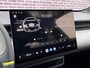 Lynk & Co 02 More 66 kWh | Klimaat warmtepomp | 445 km elektrisch bereik | Adaptive Cruise Control | Panoramadak | Harman Kardon Premium Audio Systeem | 360 graden camera | Dodehoekdetectie | Stoel/Stuurverwarming | Apple CarPlay/Android Auto | 20"LM-velgen | Elektrisch bedienbare voorstoelen met geheugenfunctie | Elektrisch bedienbare achterklep |
