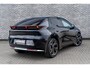 Lynk & Co 02 More 66 kWh | Klimaat warmtepomp | 445 km elektrisch bereik | Adaptive Cruise Control | Panoramadak | Harman Kardon Premium Audio Systeem | 360 graden camera | Dodehoekdetectie | Stoel/Stuurverwarming | Apple CarPlay/Android Auto | 20"LM-velgen | Elektrisch bedienbare voorstoelen met geheugenfunctie | Elektrisch bedienbare achterklep |