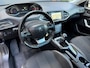 Peugeot 308 1.2 PureTech Style/ bj.2015 / panoramadak/navigatie/trekhaak/nieuwe distributie/cruise/NAP met 157586 km./APK 08/2027.