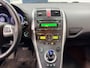 Toyota Auris 1.8 Full Hybrid Dynamic / DEALER ONDERHOUDEN / NETTE AUTO / AUTOMAAT