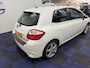 Toyota Auris 1.8 Full Hybrid Dynamic / DEALER ONDERHOUDEN / NETTE AUTO / AUTOMAAT
