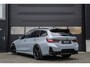 BMW 3-Serie M340i xDrive Vol|Pano|Trekhaak|Harman-Kardon|HuD|Carbon|