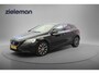 Volvo V40 1.5 T3 Nordic+ Automaat - Panorama, Navi, Camera, Leer, Memory, Stoelverw.