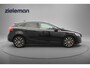 Volvo V40 1.5 T3 Nordic+ Automaat - Panorama, Navi, Camera, Leer, Memory, Stoelverw.