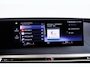 BMW iX xDrive40 Sportpakket - Trekhaak - Panoramadak - Multifunctionele stoelen voor - Getinte Ruiten -