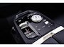 BMW iX xDrive40 Sportpakket - Trekhaak - Panoramadak - Multifunctionele stoelen voor - Getinte Ruiten -