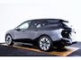 BMW iX xDrive40 Sportpakket - Trekhaak - Panoramadak - Multifunctionele stoelen voor - Getinte Ruiten -