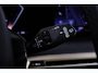 BMW iX xDrive40 Sportpakket - Trekhaak - Panoramadak - Multifunctionele stoelen voor - Getinte Ruiten -