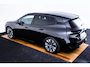 BMW iX xDrive40 Sportpakket - Trekhaak - Panoramadak - Multifunctionele stoelen voor - Getinte Ruiten -