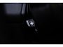 BMW iX xDrive40 Sportpakket - Trekhaak - Panoramadak - Multifunctionele stoelen voor - Getinte Ruiten -