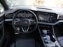 Volkswagen Touareg 3.0 TSi eHybrid 4MOTION R 462pk DSG | Lederen bekleding | Trekhaak | Panoramadak | LED Matrix | Memoryseats | Dynaudio | Elektrische achterklep | HUD |