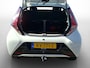 Toyota Aygo 1.0 VVT-i x-play | Airco | Geblindeerde achterruiten | 15" Velgen + all Season | Achteruitrijcamera | Elektrische ramen voor | Elektrisch verstelbare buitenspiegels |