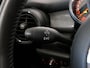 MINI Cooper 5-Deurs 1.5 *Dealer onderhouden!* - Alarm klasse 3 - Navi - Cruise - Sensor Achter -