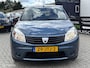 Dacia Sandero 1.2 Lauréate airco |trekhaak| nieuwe apk