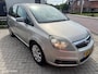 Opel Zafira 2.2 Temptation 7 persoon | airco | trekhaak | cruise | nieuwe apk