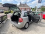 Opel Zafira 2.2 Temptation 7 persoon | airco | trekhaak | cruise | nieuwe apk