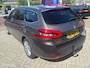 Peugeot 308 SW 1.2 PureTech Blue Lease Premium | trekhaak | cruise | clima | panoramadak | nw apk | nette
