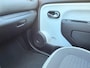 Renault Twingo Z.E. R80 E-Tech Equilibre 22 kWh Apple Carplay/Android Auto , parkeersensor achter  , airco (automatisch) , usb , tel , multimedia scherm klein .