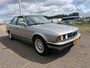 BMW 5-Serie 520i yountimer! incl NAP & NIEUWE APK !
