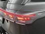 Volkswagen Tiguan 1.5 eHybride R-Line Edition 204 PK | Assistance Pakket Plus | Panorama dak | Stoelmassage/verwarming | Design Pakket | Elektrische Trekhaak | Apple Carplay | Android Auto | 20 Inch Velgen | Camera 360 |
