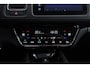 Honda HR-V 1.5 i-VTEC Elegance | Org NL | 42.000 KM! | Trekhaak | Camera | Navigatie | Magic Seats | Stoelverwarming | Dealer Ond.