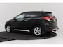 Honda HR-V 1.5 i-VTEC Elegance | Org NL | 42.000 KM! | Trekhaak | Camera | Navigatie | Magic Seats | Stoelverwarming | Dealer Ond.