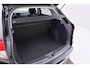 Honda HR-V 1.5 i-VTEC Elegance | Org NL | 42.000 KM! | Trekhaak | Camera | Navigatie | Magic Seats | Stoelverwarming | Dealer Ond.