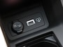 Peugeot e-308 Business EV 58kWh 156 pk | Voorraad | Tot 8 jaar garantie | Navigatie | Achteruitrijcamera | Adaptieve Cruise Control | Apple Carplay/Android auto
