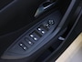 Peugeot e-308 Business EV 58kWh 156 pk | Voorraad | Tot 8 jaar garantie | Navigatie | Achteruitrijcamera | Adaptieve Cruise Control | Apple Carplay/Android auto