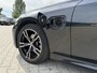 BMW 3-Serie Touring 330e / facelift/ m pakket/ head up / panoramdak / led