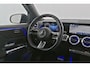 Mercedes-Benz GLB 180 Star Edition AMG Line | 7-persoons | Panorama - Schuifdak | Smartphone Integratie Pakket | Night Pakket | Achteruitrij Camera | Stoelverwarming Voor