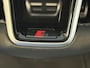 Audi A6 Avant 55 TFSI e Quattro S-edition Competition 367pk | Sportstoelen leder/alcantara | Virtual cockpit | Apple CarPlay | Navigatie | Adaptieve cruise | Lane assist | 19 inch velgen | LED | DAB | Stoel&stuurverwarming | Dodehoekdetectie | Elektrische achterklep | Volledig dealeronderhouden