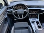 Audi A6 Avant 55 TFSI e Quattro S-edition Competition 367pk | Sportstoelen leder/alcantara | Virtual cockpit | Apple CarPlay | Navigatie | Adaptieve cruise | Lane assist | 19 inch velgen | LED | DAB | Stoel&stuurverwarming | Dodehoekdetectie | Elektrische achterklep | Volledig dealeronderhouden
