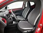 Toyota Aygo 1.0 VVT-i x-Joy Cabrio Dak | Dealer onderhouden | Climate Control | 15" Velgen | Apple CarPlay/Android Auto | Achteruitrijcamera | Automatische verlichting | Elektrisch verstelbare Spiegels |