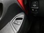 Toyota Aygo 1.0 VVT-i x-Joy Cabrio Dak | Dealer onderhouden | Climate Control | 15" Velgen | Apple CarPlay/Android Auto | Achteruitrijcamera | Automatische verlichting | Elektrisch verstelbare Spiegels |