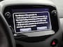 Toyota Aygo 1.0 VVT-i x-Joy Cabrio Dak | Dealer onderhouden | Climate Control | 15" Velgen | Apple CarPlay/Android Auto | Achteruitrijcamera | Automatische verlichting | Elektrisch verstelbare Spiegels |