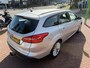 Ford Focus Wagon 1.0 Titanium Edition navi trekhaak airco 6 versn