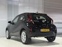 Toyota Aygo X 1.0 VVT-i S-CVT Play BTW auto, Orgineel Nederlandse auto, Automaat, Camera. Applecarplay/android auto, 1e Eigenaar, Adaptieve cruise control, Dealer onderhouden