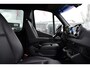 Mercedes-Benz Sprinter 319 1.9 CDI L2H2 DC Black Edition Adaptieve Cruise, 360 Camera, Carplay, LED, 10,5'' Mbux, Stoelverwarming, Automaat, 190pk, 3500kg Trekhaak, Uniek!
