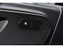 Mercedes-Benz Sprinter 319 1.9 CDI L2H2 DC Black Edition Adaptieve Cruise, 360 Camera, Carplay, LED, 10,5'' Mbux, Stoelverwarming, Automaat, 190pk, 3500kg Trekhaak, Uniek!