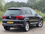 Volkswagen Tiguan 2.0 TSI 4Motion R-Line Automaat - Black Pearl - Panorama/Leder - Topstaat