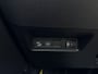 Jeep Avenger Summit EV 54kWh 156pk | 8 JAAR GARANTIE! | SCHUIF/KANTELDAK | WARMTEPOMP | ELEKTR. A.KLEP | STOELVERW. | ADAPTIVE CRUISE | NAVI | CLIMA | APPLE CARPLAY / ANDROID AUTO |