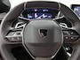 Peugeot 208 GT Hybrid 145pk Automaat | Navigatie | 360° Camera | Climate Control | Adaptieve Cruise Control | Parkeersensoren v+a | Armsteun | Keyless | Full Led koplampen | Dodehoeksensor| Leder/stof sportstoelen | Bluetooth | Draadloze Apple CarPlay / Android Auto + telefoonlader | DAB+ radio | Donker getint glas | 17" lichtmetalen velgen |