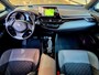 Toyota C-HR / C-HR+ 1.8 Hybrid Adventure + Dealer OH|Keyless|Camera|Navi|Apple|Android|DAB|Dodehoek|Lane|LED|18"LMV