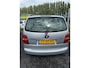 Volkswagen Touran 1.6 Athene export lees beschrijving