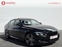 BMW 3-Serie 320i High Executive M-Sport Schuif/Kanteldak Head-Up NL Auto! | Hifi | DAB Audio | Leer | Sportstoelen