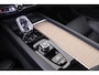 Volvo XC60 II T8 PLUG-IN HYBRID AWD ULTRA DARK EXECUTIVE EDITION *FULL OPTIONS!* -PANO.DAK|BOWERS&WILKINS|GEVENT.LEDER+MASSAGE|LUCHTVERING|360°CAM|HEAD-UP DISP.|PRIVACY.GLAS|22"|SoH:100%