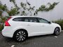 Volvo V60 2.0 T3 Polar+ Dynamic | Trekhaak | Parkeersenoren | Bi-Xenon Adaptief | Lederen Bekleding | Stoelverwarming | Sportstoelen | Climate Control | Cruise Control | Navigatie | Bluetooth