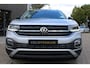 Volkswagen T-Cross 1.5 TSI Style DSG 150PK! Virtual/Navi/18"/Winter "RIJKLAARPRIJS"